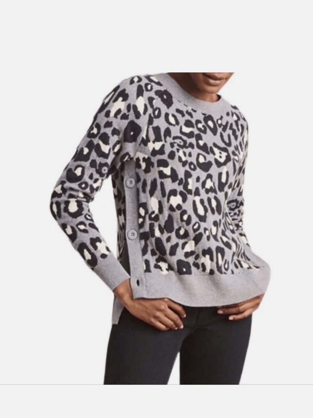 NWT Stella & Dot Gray Leopard Crewneck Sweater with Side Buttons